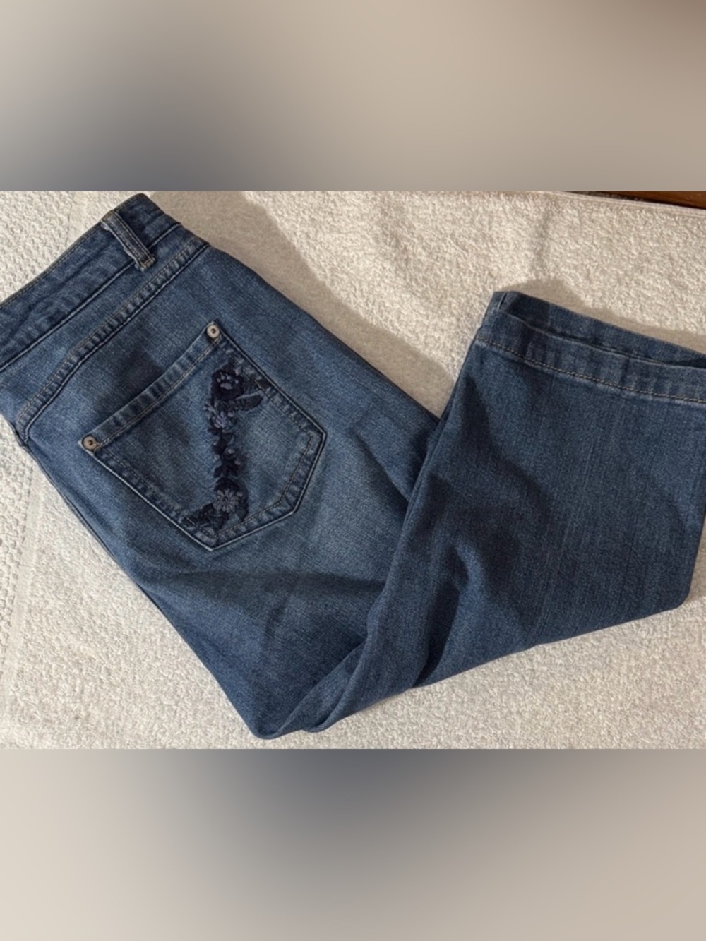 VTG Route 66 Blue Cropped Capri Jeans 18.5” inseam Y2K Embroidered Festival Lace